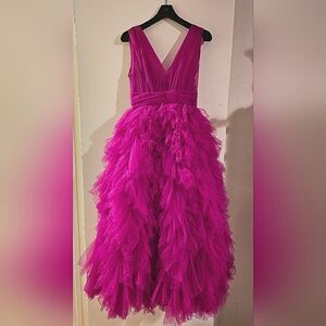 MAC DUGGAL - GORGEOUS TULLE MIDI Size 2.